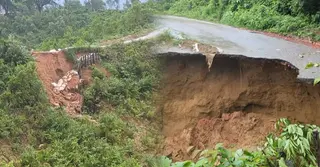 টানা বর্ষণে বান্দরবানের সুয়ালক-লামা সড়কে ধস, বন্ধ ভারী যান চলাচল